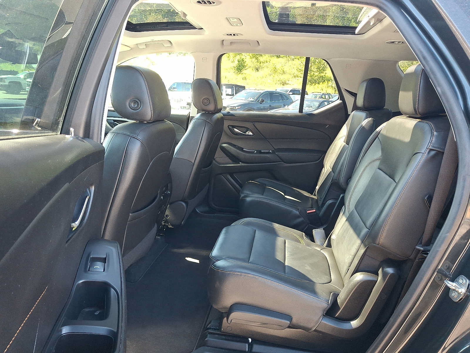 Used 2021 Chevrolet Traverse RS AWD/4WD image 10