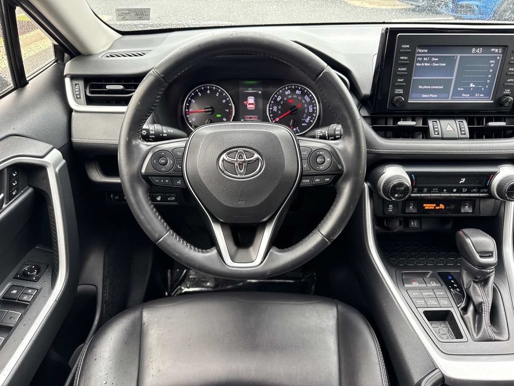 Used 2019 Toyota RAV4 XLE Premium w/ Cold Weather Package AWD/4WD image 11