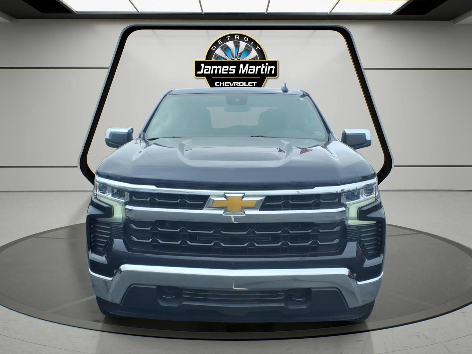 Certified 2024 Chevrolet Silverado 1500 LT AWD/4WD image 2