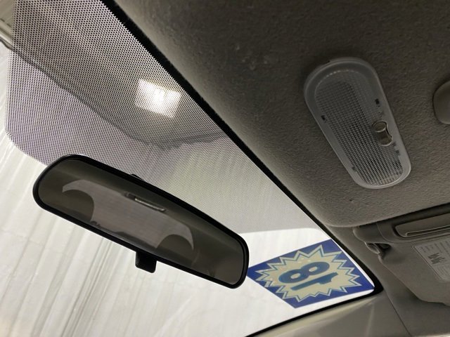 Used 2018 Nissan Versa Note S image 19