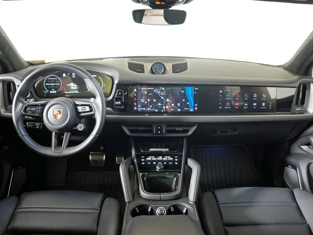 Certified 2024 Porsche Cayenne Turbo AWD/4WD image 26