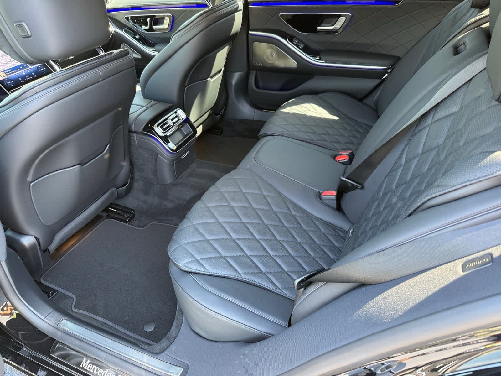Used 2026 Mercedes-Benz S 580 4MATIC Sedan image 11