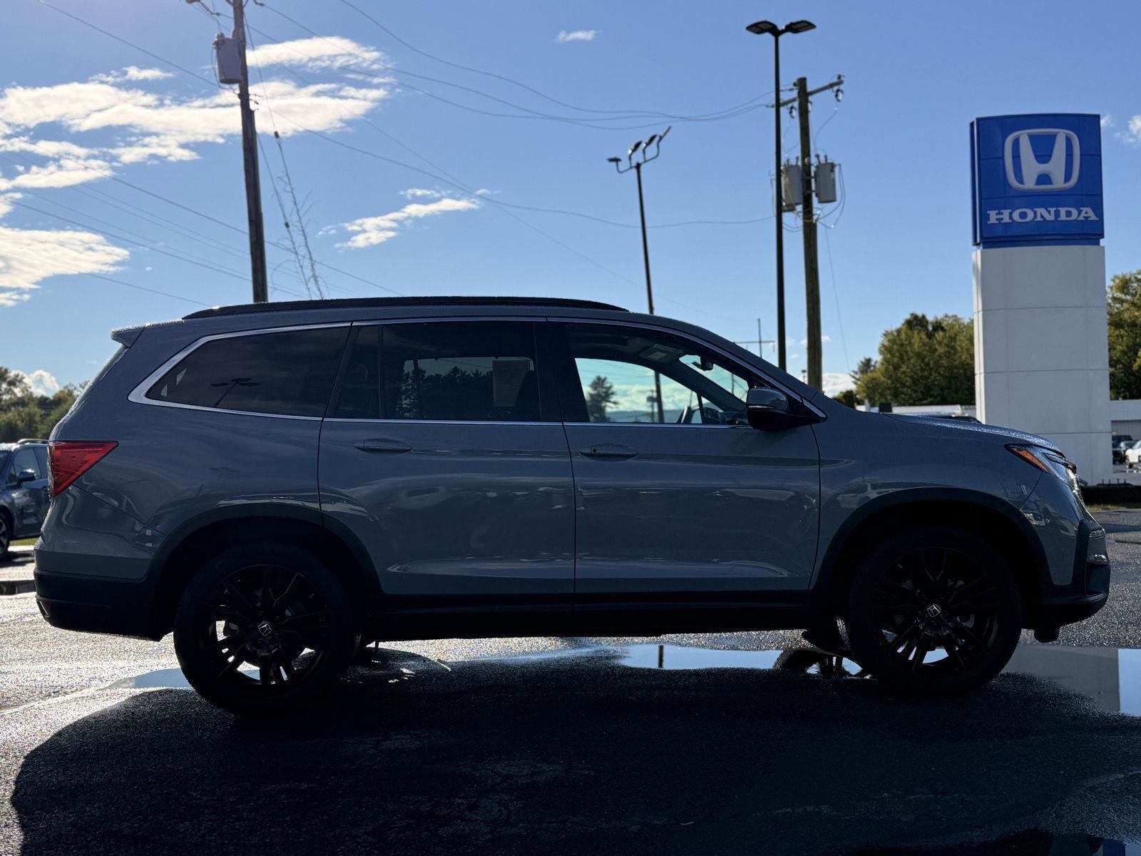 Used 2022 Honda Pilot Special Edition image 4