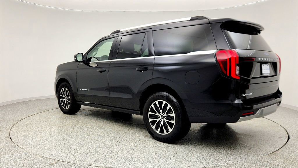 Used 2025 Ford Expedition Platinum AWD/4WD image 7