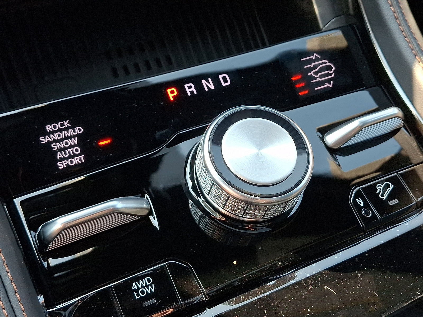 New 2026 Jeep Grand Cherokee Summit AWD/4WD image 11