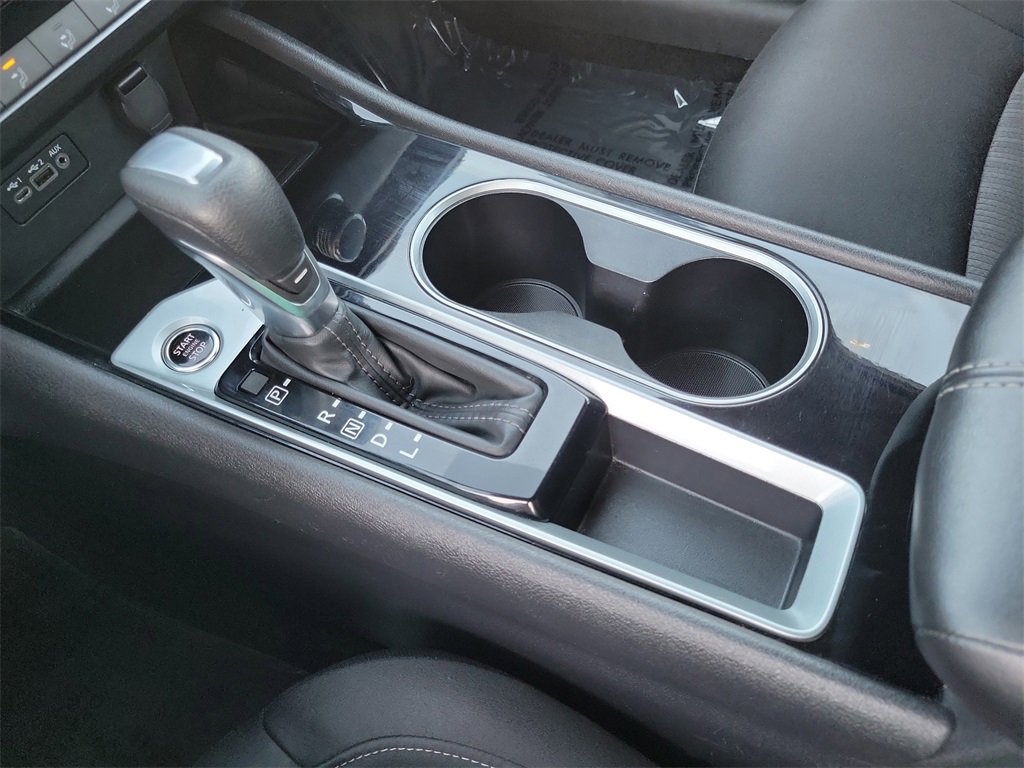 Used 2024 Nissan Altima 2.5 SV image 13