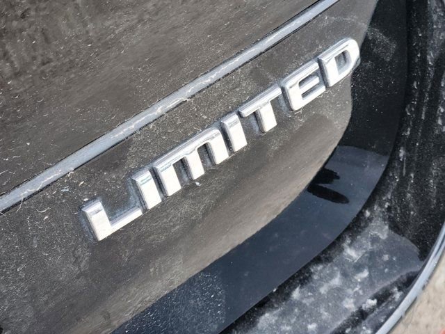 Used 2022 Jeep Grand Cherokee L Limited image 11