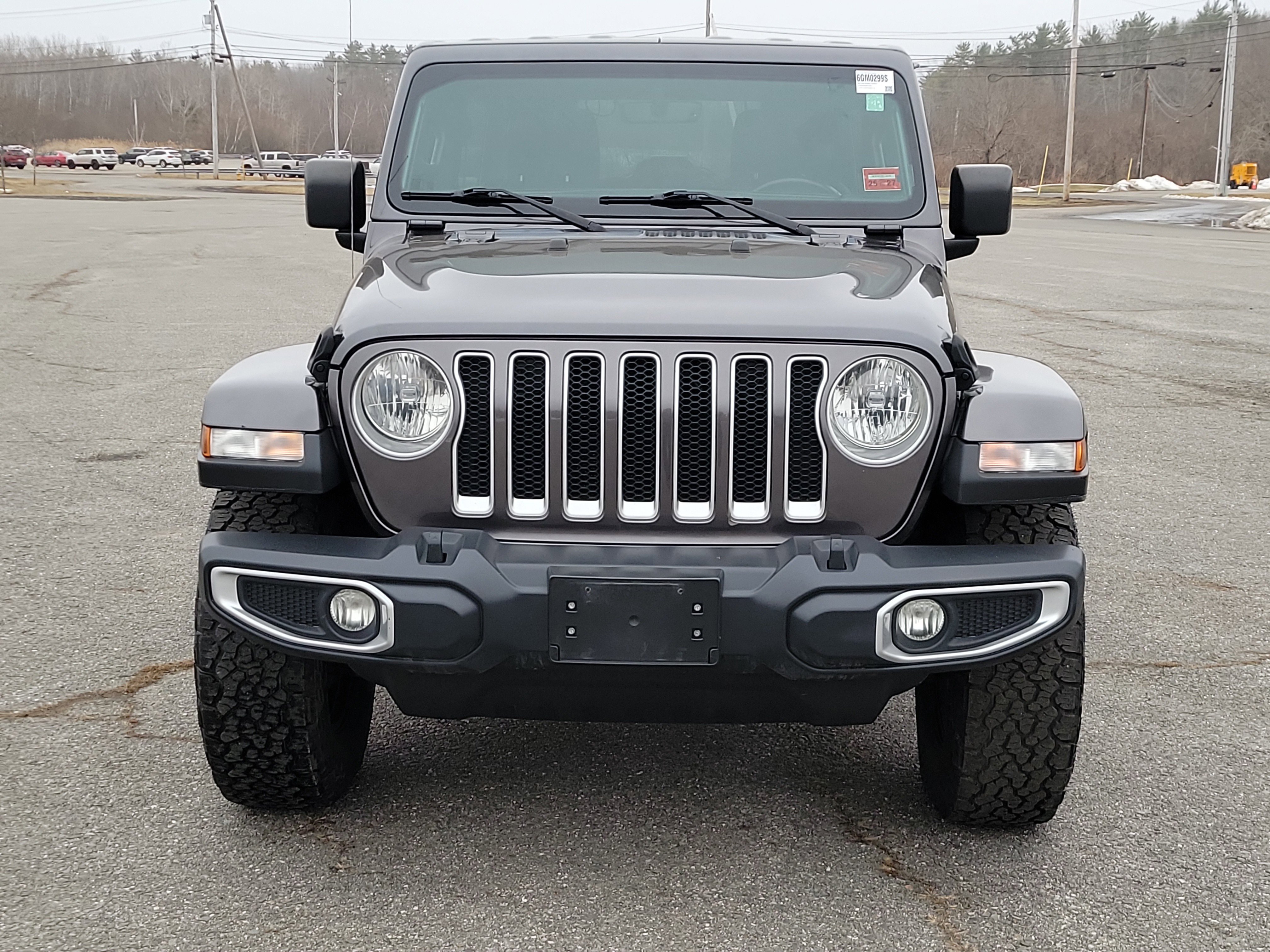 Used 2018 Jeep Wrangler Unlimited Sahara image 2