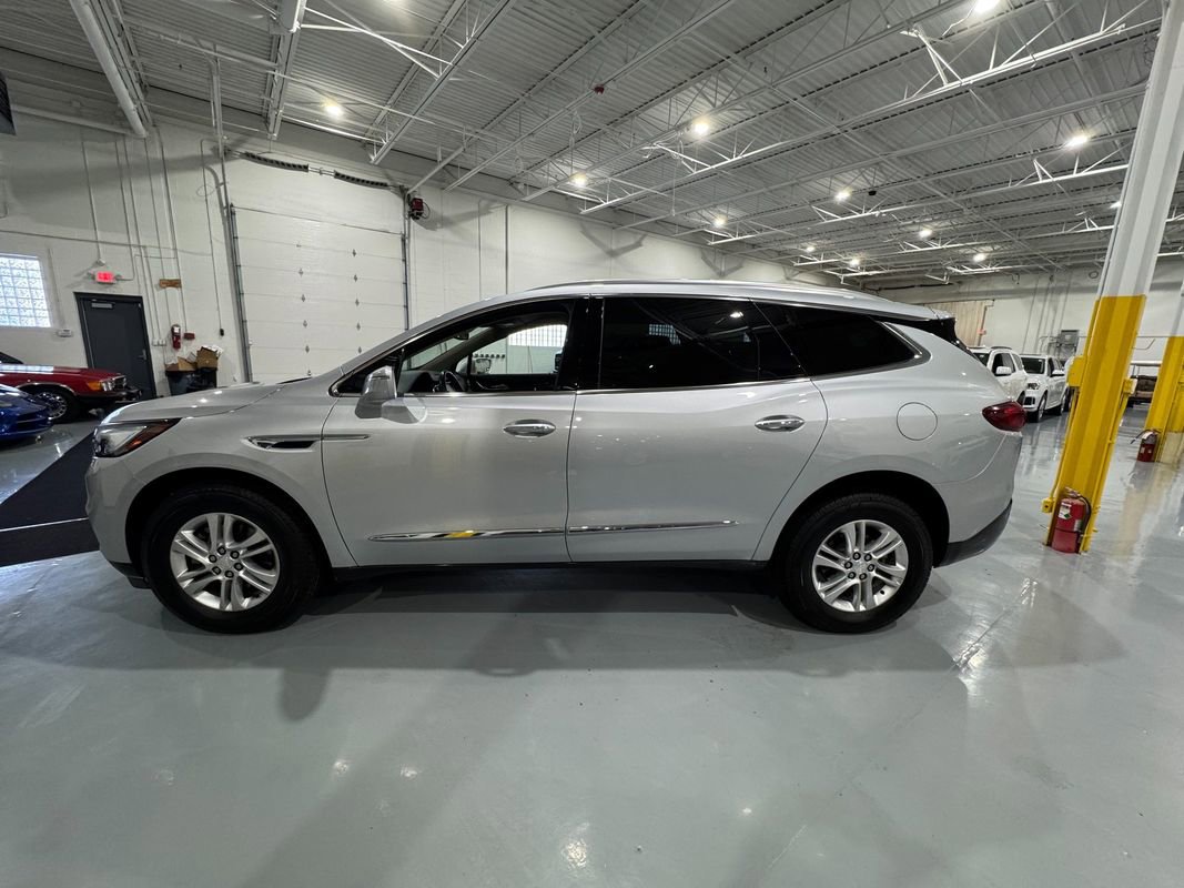 Used 2019 Buick Enclave Essence image 4
