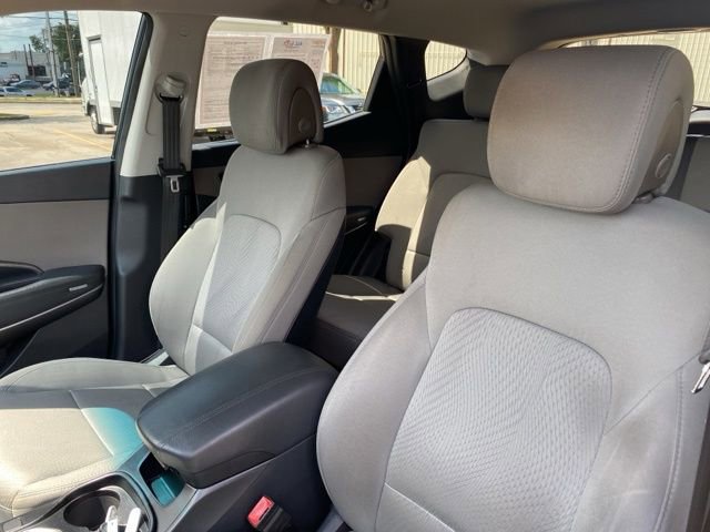 Used 2018 Hyundai Santa Fe Sport w/ 2.4L Value Package 02 FWD image 17