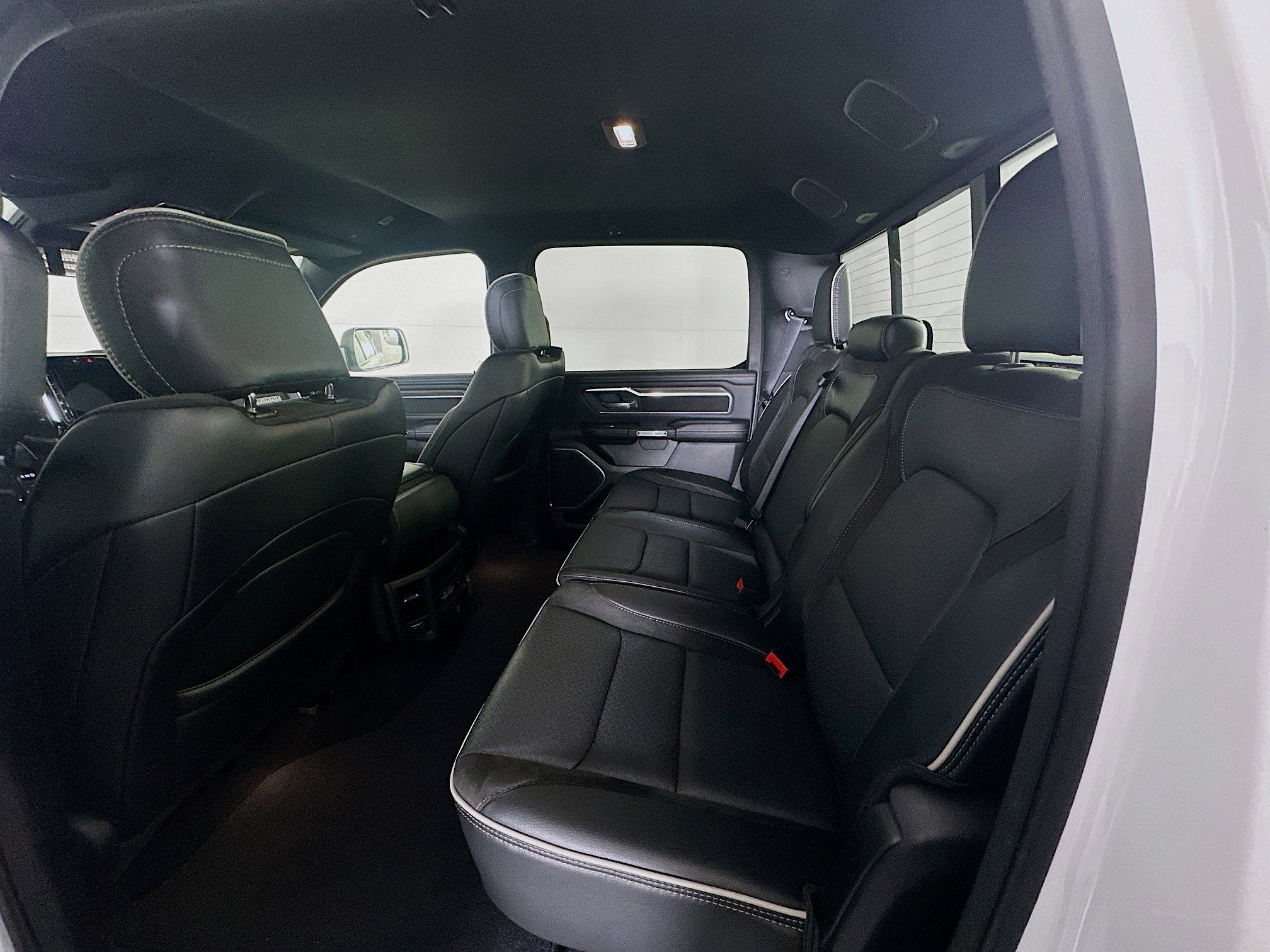 Used 2025 RAM 1500 Laramie image 29