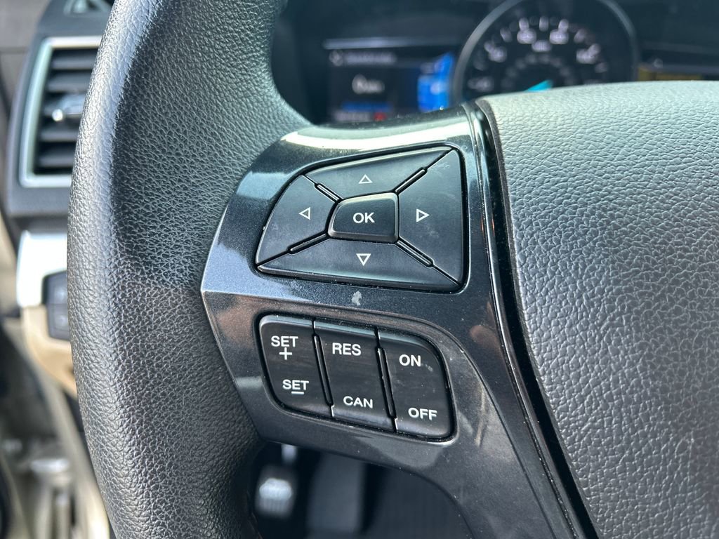 Used 2017 Ford Explorer XLT w/ Equipment Group 202A image 16