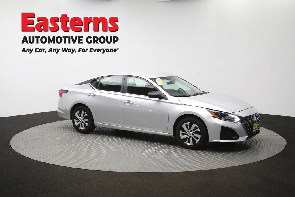 Used 2024 Nissan Altima 2.5 S FWD image 47