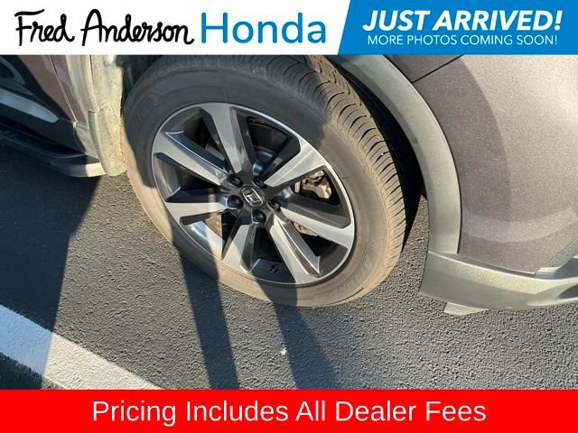 Used 2023 Honda Pilot Touring image 3