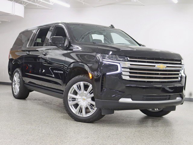 Used 2021 Chevrolet Suburban High Country w/ Premium Package image 6