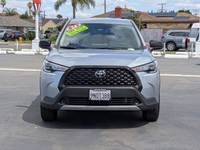 Used 2024 Toyota Corolla Cross L FWD image 2