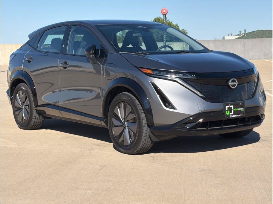 Used 2024 Nissan Ariya AWD image 36