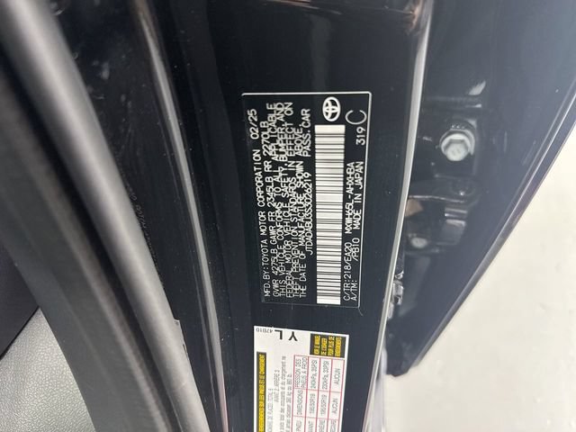 Used 2025 Toyota Prius Limited AWD/4WD image 37