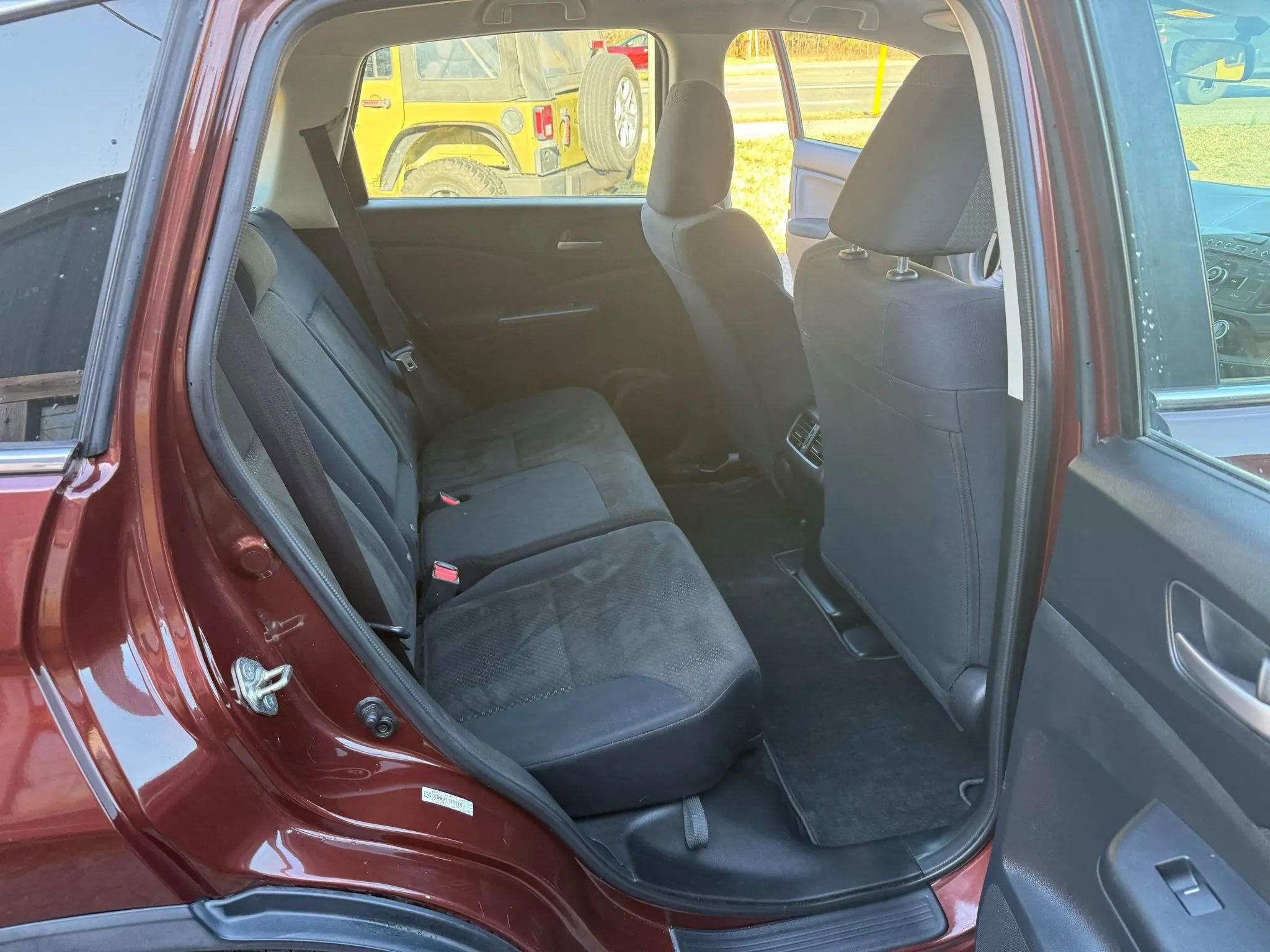 Used 2015 Honda CR-V LX image 24