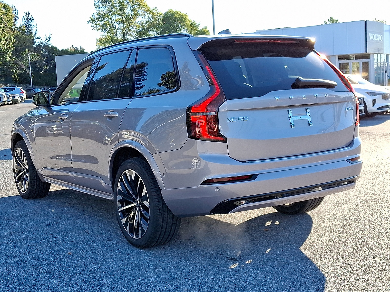 New 2026 Volvo XC90 B6 Ultra w/ Protection Package Premier image 3