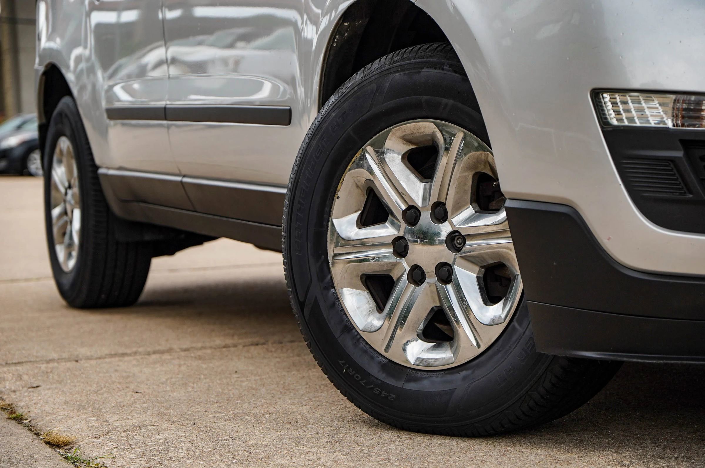 Used 2016 Chevrolet Traverse LS AWD/4WD image 2