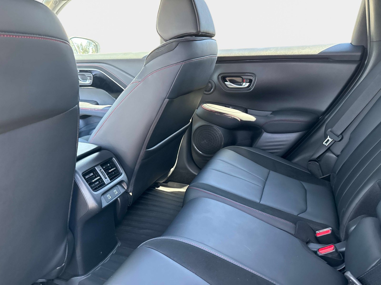 Certified 2025 Acura ADX A-Spec image 14