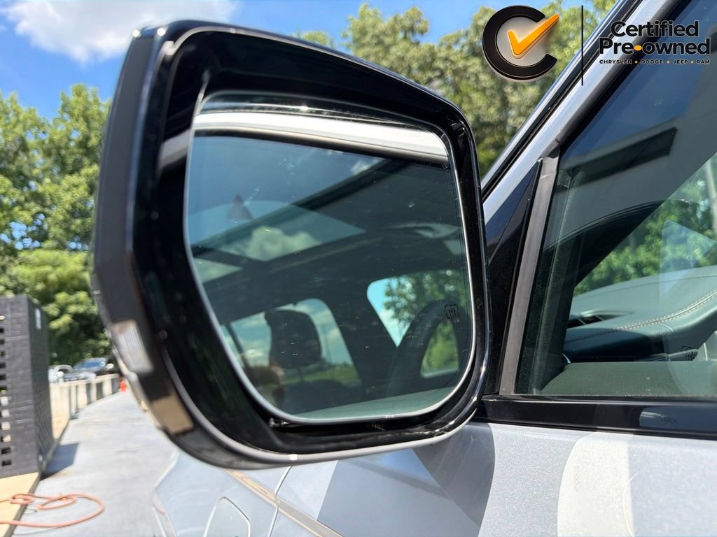 Certified 2023 Jeep Grand Cherokee Summit AWD/4WD image 15