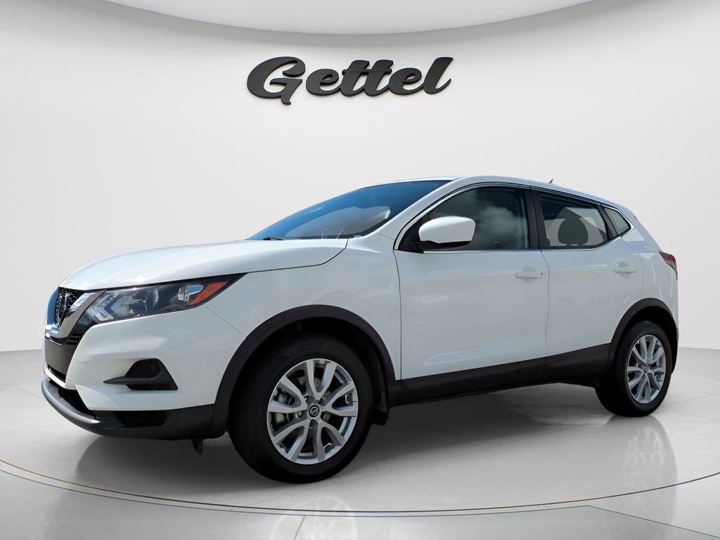 Certified 2022 Nissan Rogue Sport S image 1