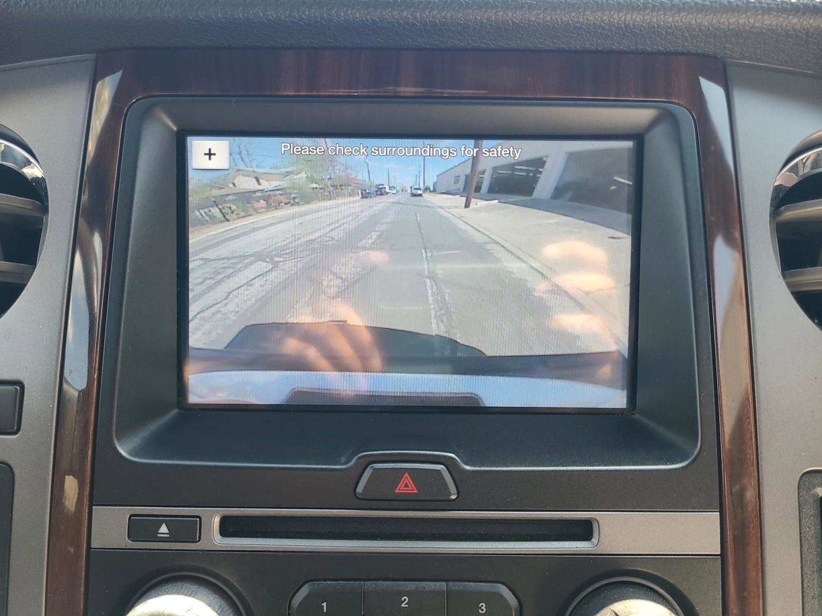 Used 2017 Ford Expedition Platinum image 15