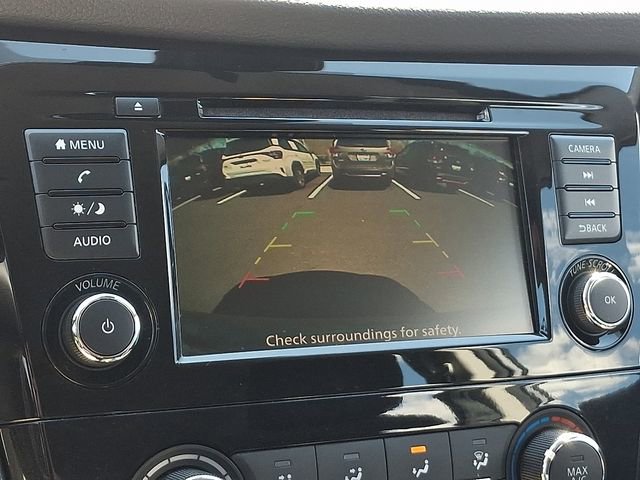 Used 2021 Nissan Rogue Sport S image 18