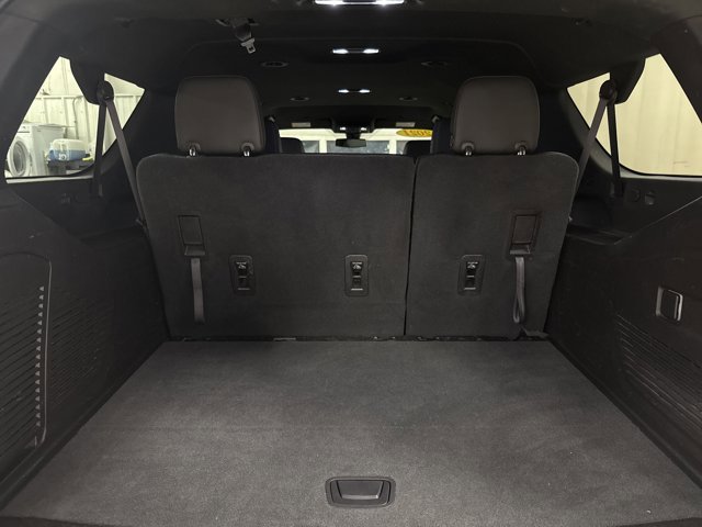 Used 2021 Chevrolet Suburban Z71 image 29