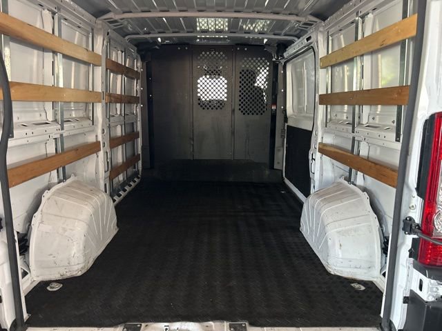 Used 2025 RAM ProMaster 2500 w/ U-Haul Equipment Group FWD image 5