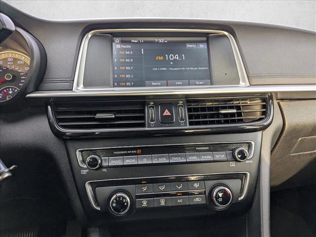 Used 2020 Kia Optima LX image 9
