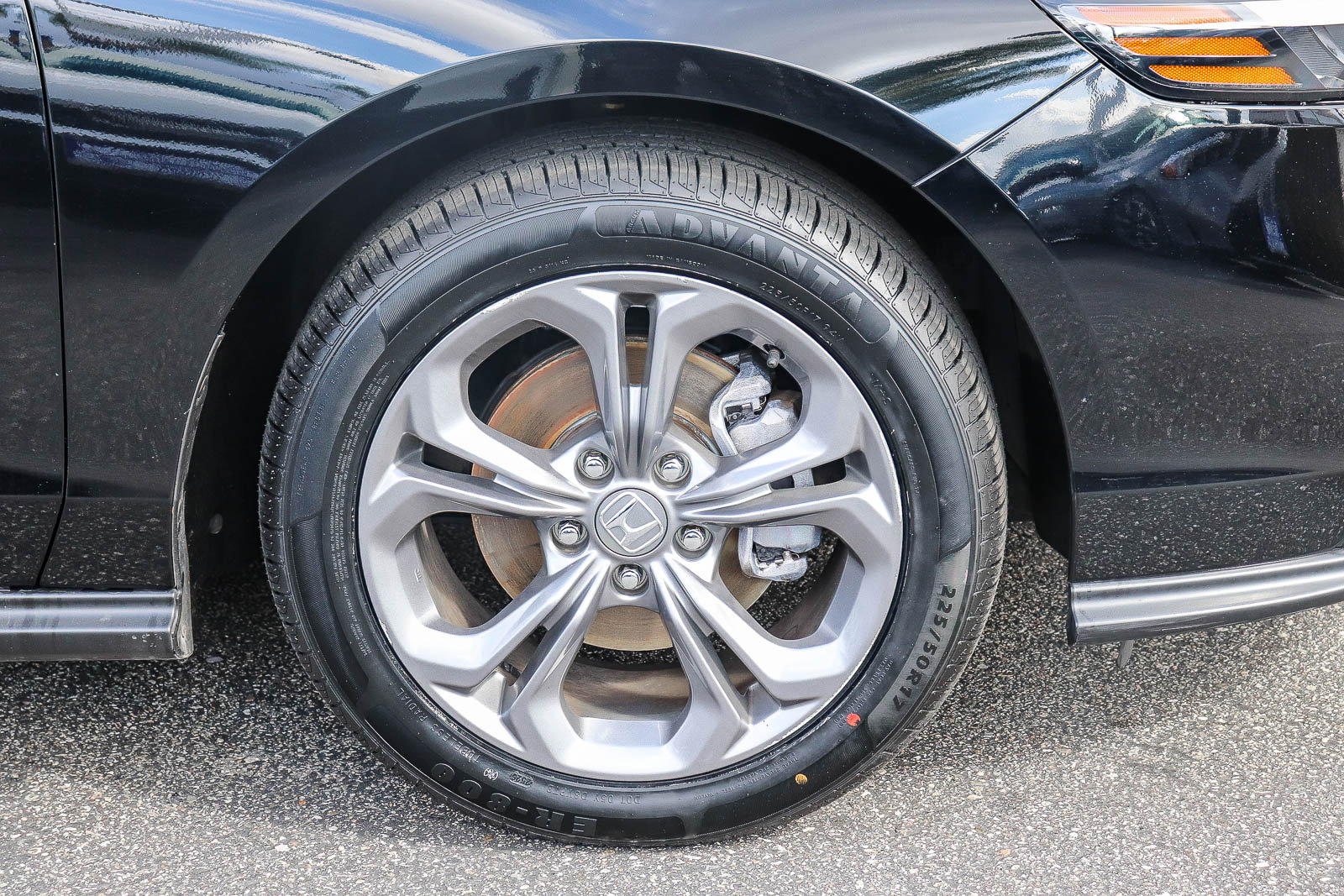 Certified 2024 Honda Accord EX image 11