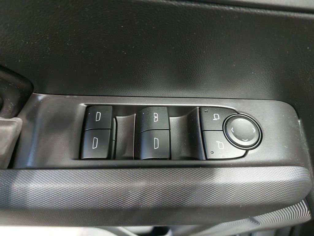 Used 2023 Chevrolet Colorado LT w/ LT Convenience Package II AWD/4WD image 28