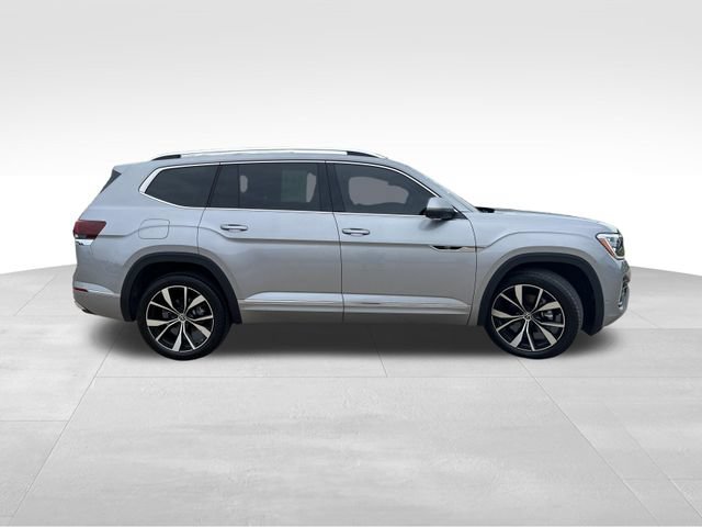 Used 2025 Volkswagen Atlas SEL Premium R-Line AWD/4WD image 7