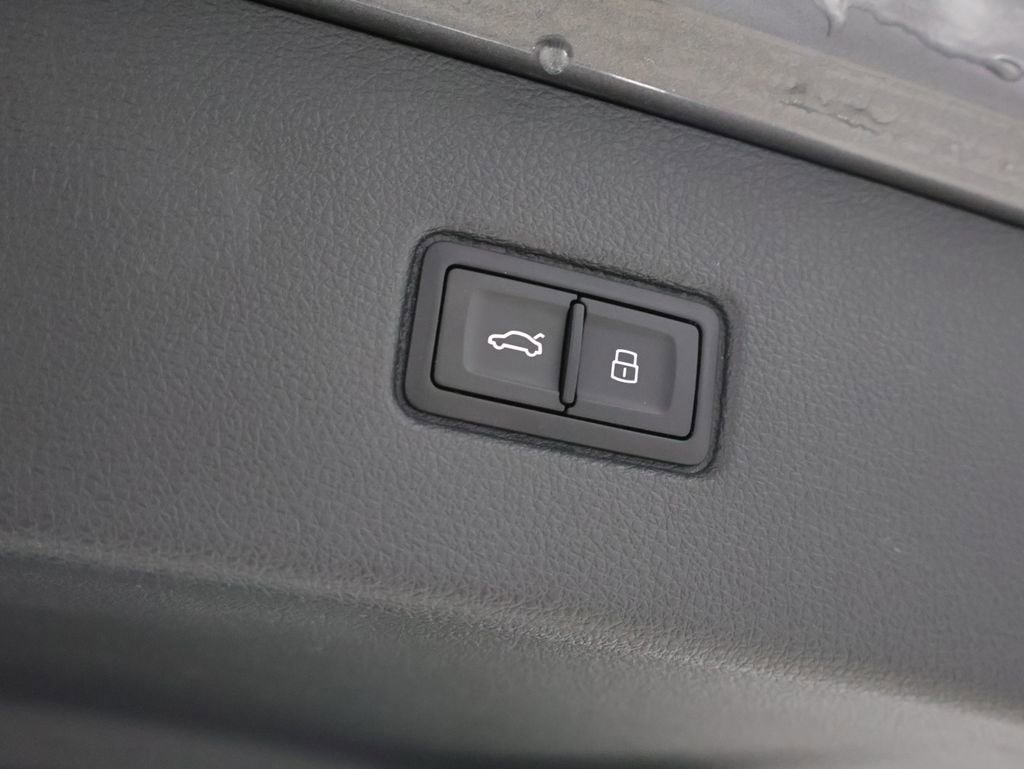 Used 2019 Audi Q7 2.0T Premium Plus image 20