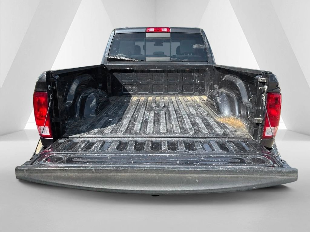 Used 2020 RAM 1500 Classic SLT AWD/4WD image 33
