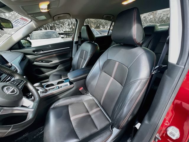 Used 2023 Nissan Altima 2.5 SR AWD/4WD image 10