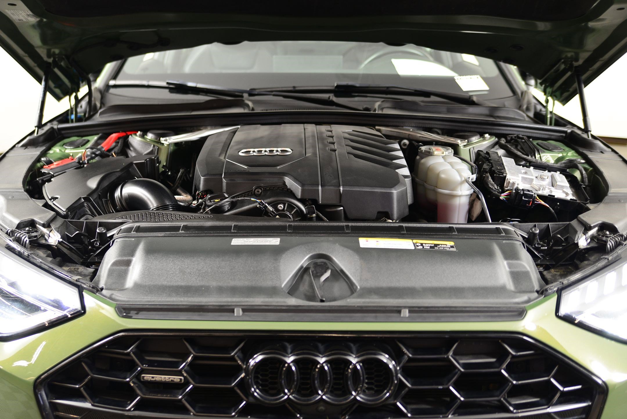 Used 2023 Audi A4 2.0T Premium Plus w/ Premium Plus Package image 17