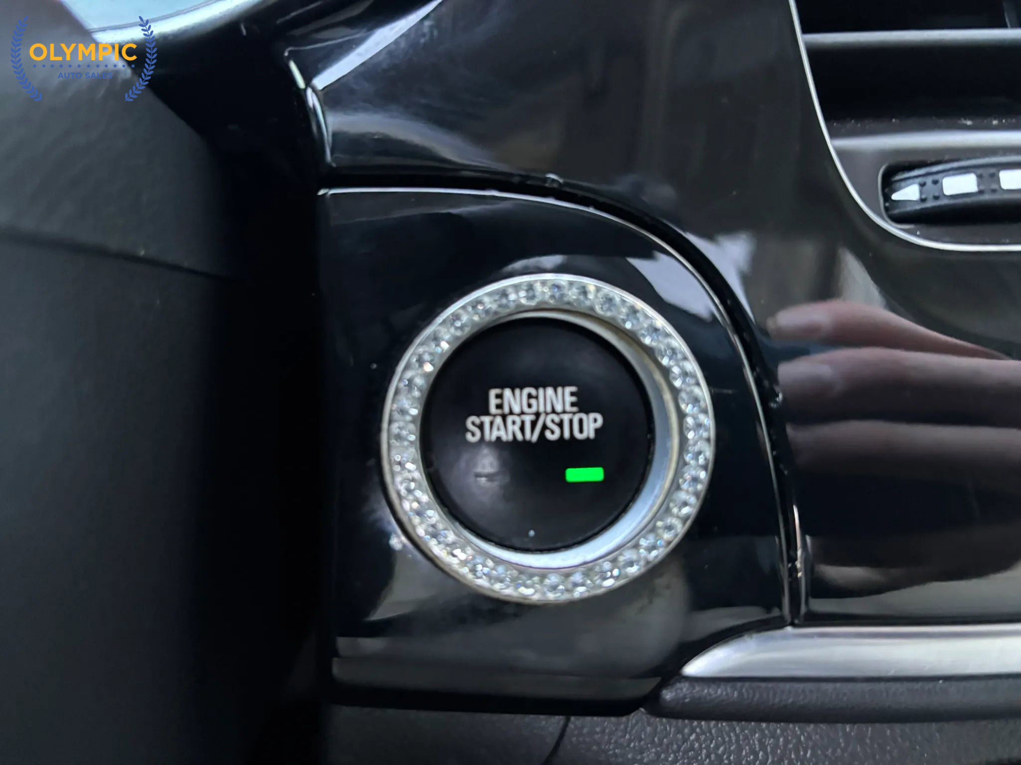 Used 2017 Buick Encore Essence w/ Experience Buick Package image 27