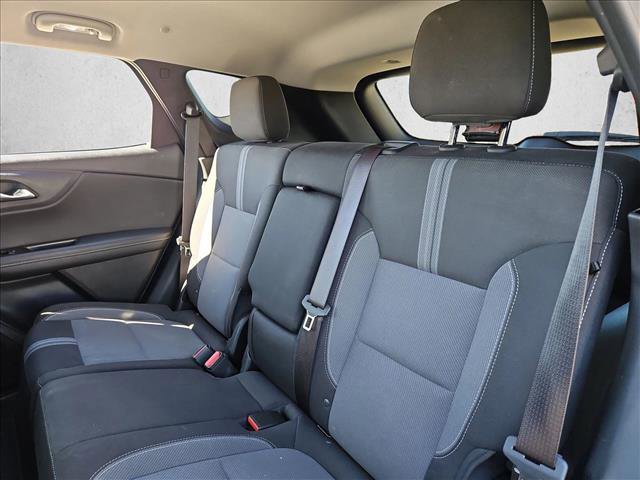 Used 2025 Chevrolet Blazer LT FWD image 19