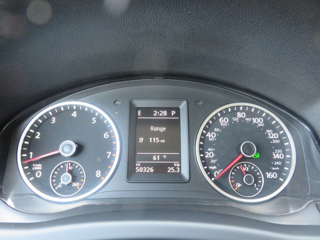 Used 2015 Volkswagen Tiguan S AWD/4WD image 15