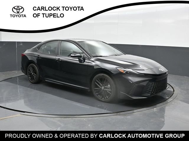 Used 2026 Toyota Camry SE FWD image 5