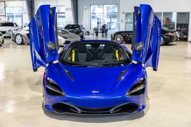 Used 2021 McLaren 720S Performance RWD image 9