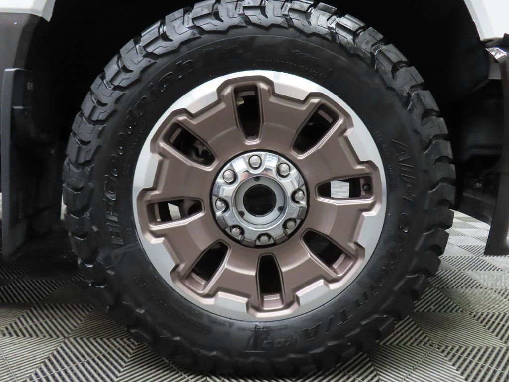 Used 2024 Ford F350 King Ranch image 8