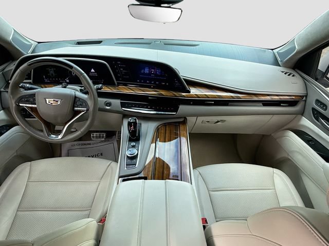 Used 2024 Cadillac Escalade Sport Platinum w/ LPO, ONYX Package AWD/4WD image 13