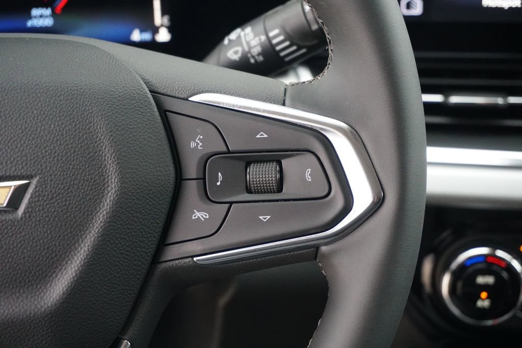 New 2026 Chevrolet Trax LT w/ Sunroof Package image 25