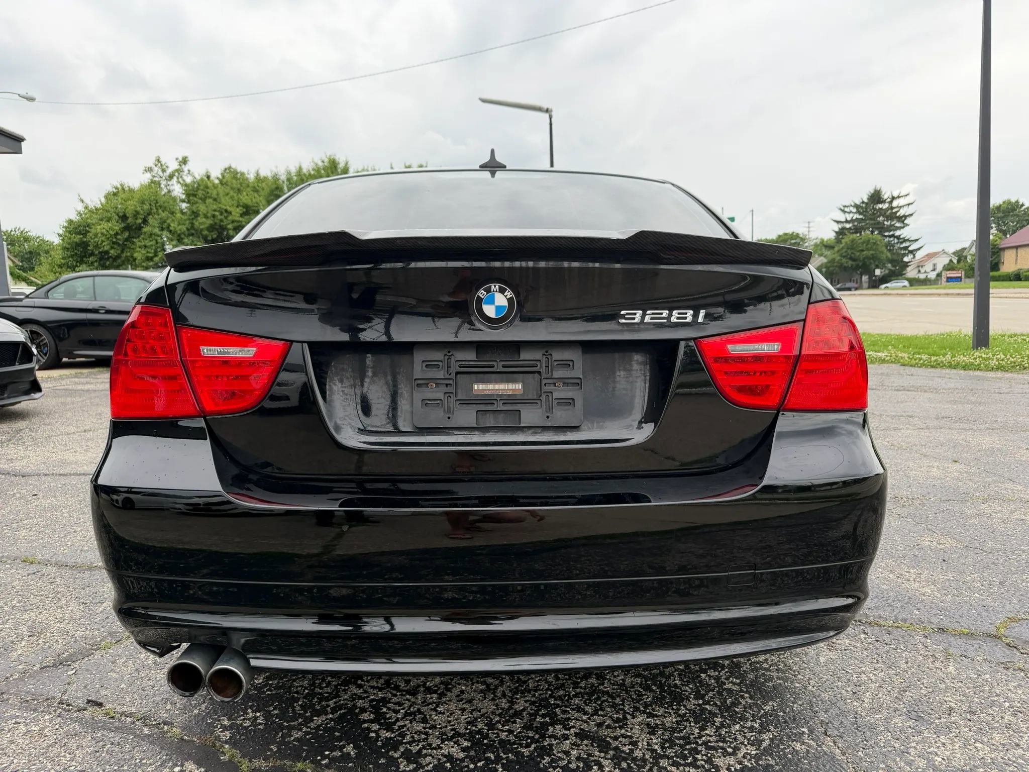 Used 2011 BMW 328i xDrive Sedan AWD/4WD image 8