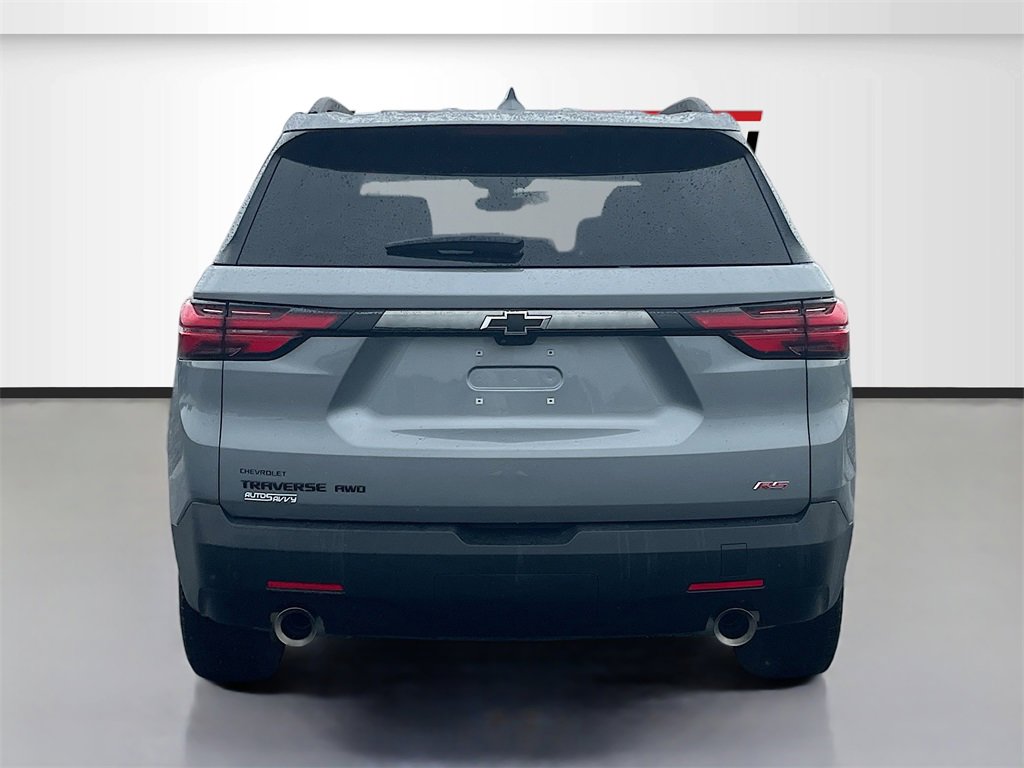 Used 2023 Chevrolet Traverse RS image 6